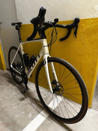 Bicicleta Scott Addict 20