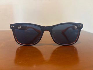 Gafas de sol infantiles Ray Ban con funda