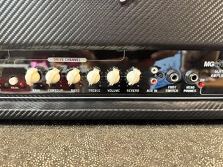 Cabezal Guitarra Martinez MG 100 A 100W