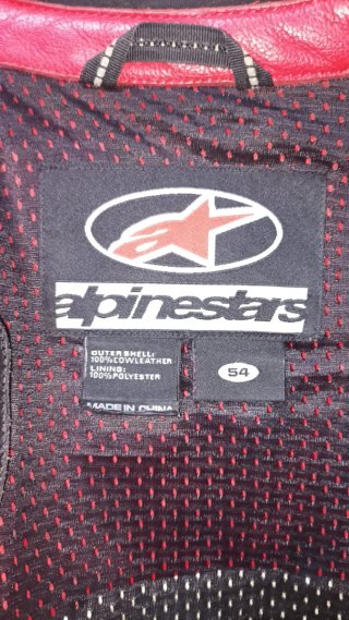 Chaqueta de moto Alpinestars roja y negra