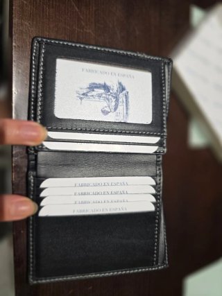 Cartera de piel Attanze hombre