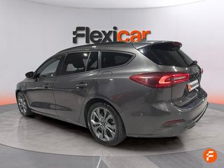 Ford Focus 1.0 Ecoboost MHEV 114kW ST-Line Auto