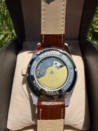 Reloj SK Automático Acero Inoxidable Marrón.