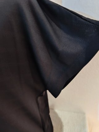 Camiseta negra semi-transparente Talla L