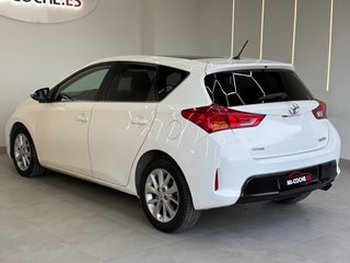 Toyota Auris 120D Business