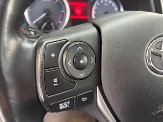 Toyota Auris 120D Business