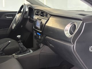 Toyota Auris 120D Business