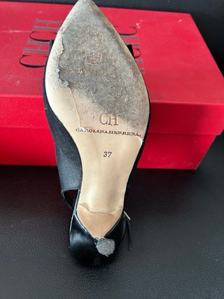Zapatos Carolina Herrera Ante Negro Hebilla Dorada