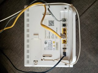 Router Masmovil WiFi con cables