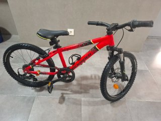 Bici infantil Rockrider Roja