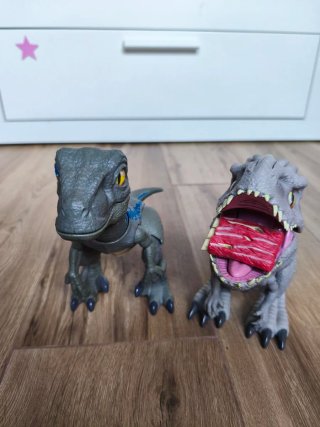 Dinosaurio gris juguete 20cm