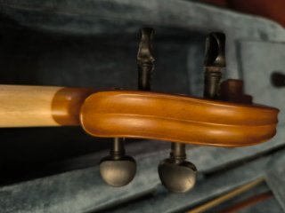 Violín 1/2 con estuche y arco