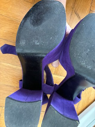 Sandalias Moradas Plataforma Tacón Dorado