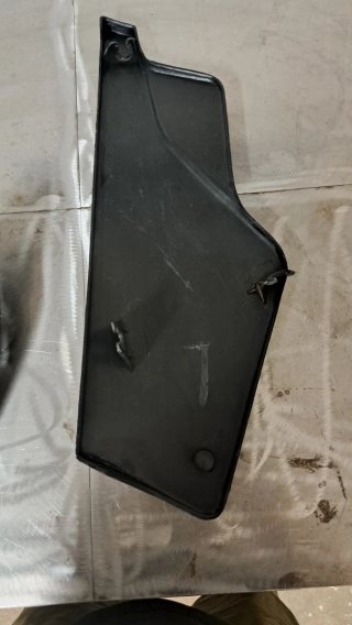 aprilia 125 carena nera e arancio