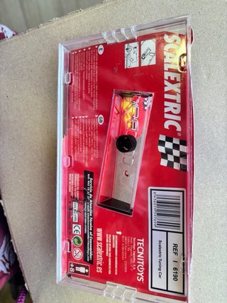 Coche Scalextric Tuning Series Morado