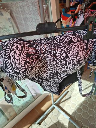 Bikini estampado blanco y negro