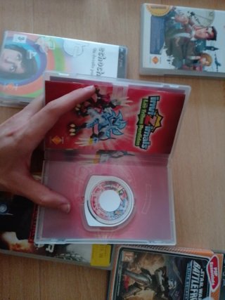 Cajas vacías juegos y juegos PSP