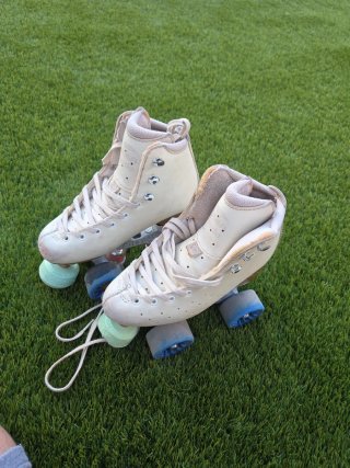 Patines de artístico blancos talla 28/30