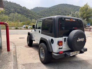 Jeep Wrangler TJ 2.5i