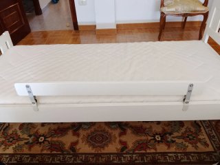 Cama infantil blanca