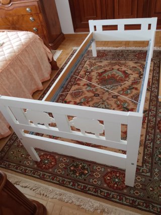 Cama infantil blanca