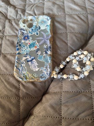 Fundas iPhone 13 y cable carga