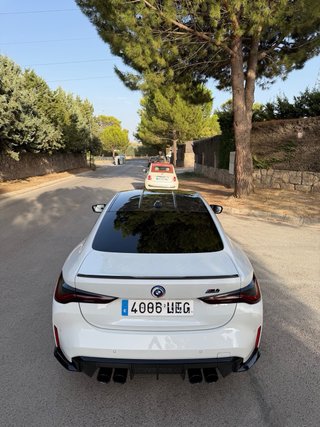 BMW M4 COMPETITION