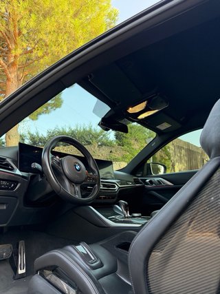BMW M4 COMPETITION
