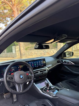 BMW M4 COMPETITION