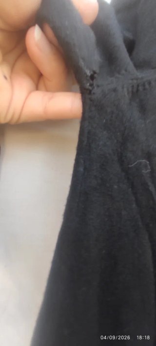 Jersey Negro Mariposa Brillante Talla Única