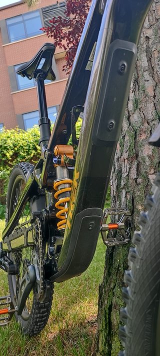 Trek Slash 9.8 GX AXS Carbono 2026