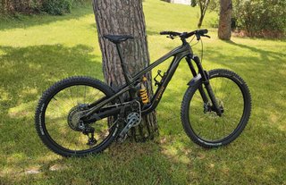 Trek Slash 9.8 GX AXS Carbono 2026