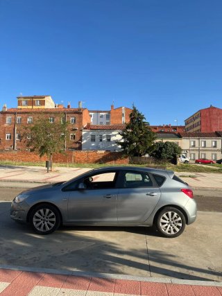 Opel Astra 2010