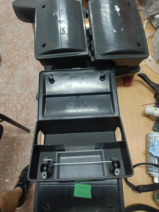 lote 7 Portacebos para ratas