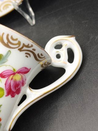 Taza y platillo Saxe de porcelana