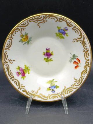 Taza y platillo Saxe de porcelana