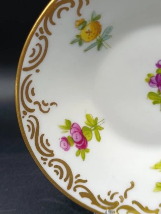 Taza y platillo Saxe de porcelana