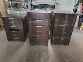 2 Cajoneras Marrones Madera 30€
