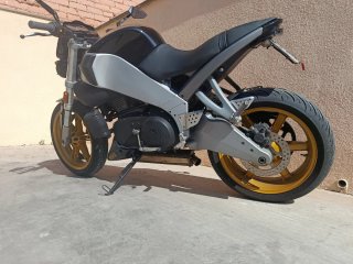 Buell XB9SX Negra y Dorada