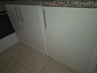 Mueble de cocina beige