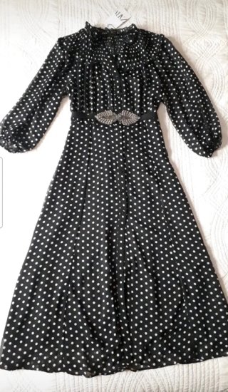 Vestido Zara negro lunares blancos fruncido
