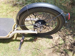 Bicicleta Patinete Eléctrico (NUEVO SOLO 23 km.)