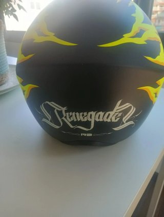 Casco Schuberth R2 Renegade Negro y Amarillo