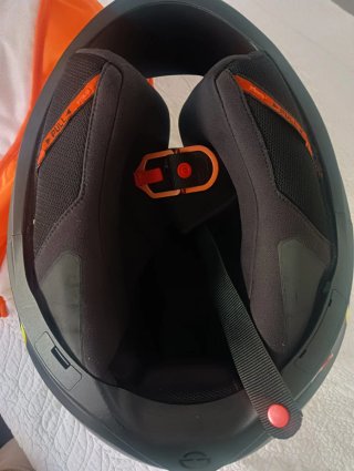 Casco Schuberth R2 Renegade Negro y Amarillo