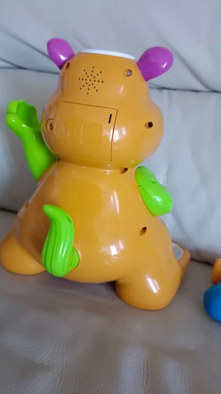 Hipopótamo de bolas para bebés