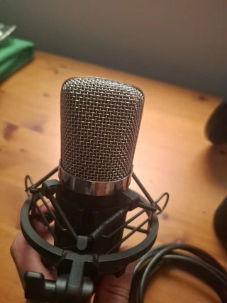 Micrófono Neewer NW-700 + NW-100 48V