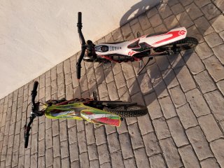 Moto eléctrica infantil