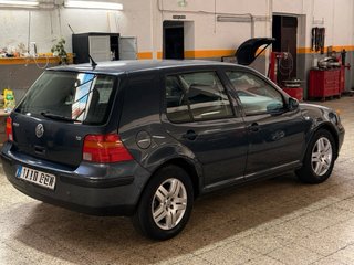 Volkswagen Golf 2002