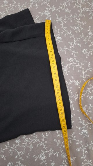 Pantalón negro ancho