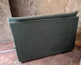 Sofá de 2 plazas verde oscuro